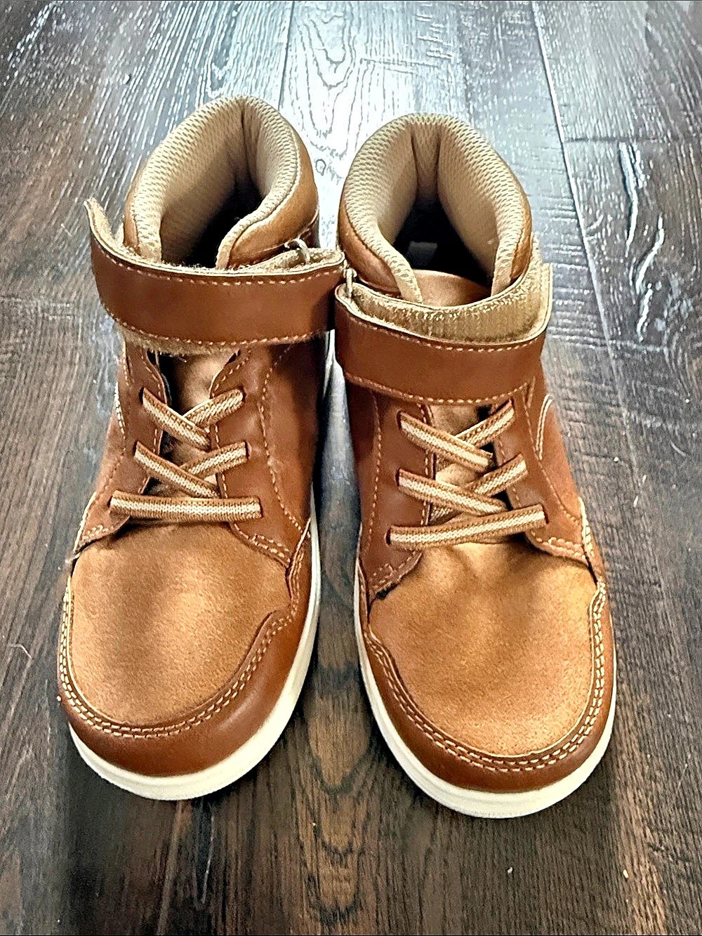 Stride Rite Zayn Boys US 12.5 Brown High Top Sneakers NEVER WORN